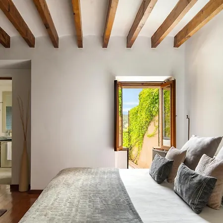 Joan Capo - Adults Only Hotel